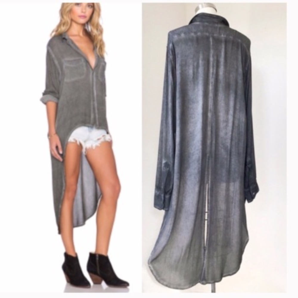 Stillwater grayish-green button down high low blouse